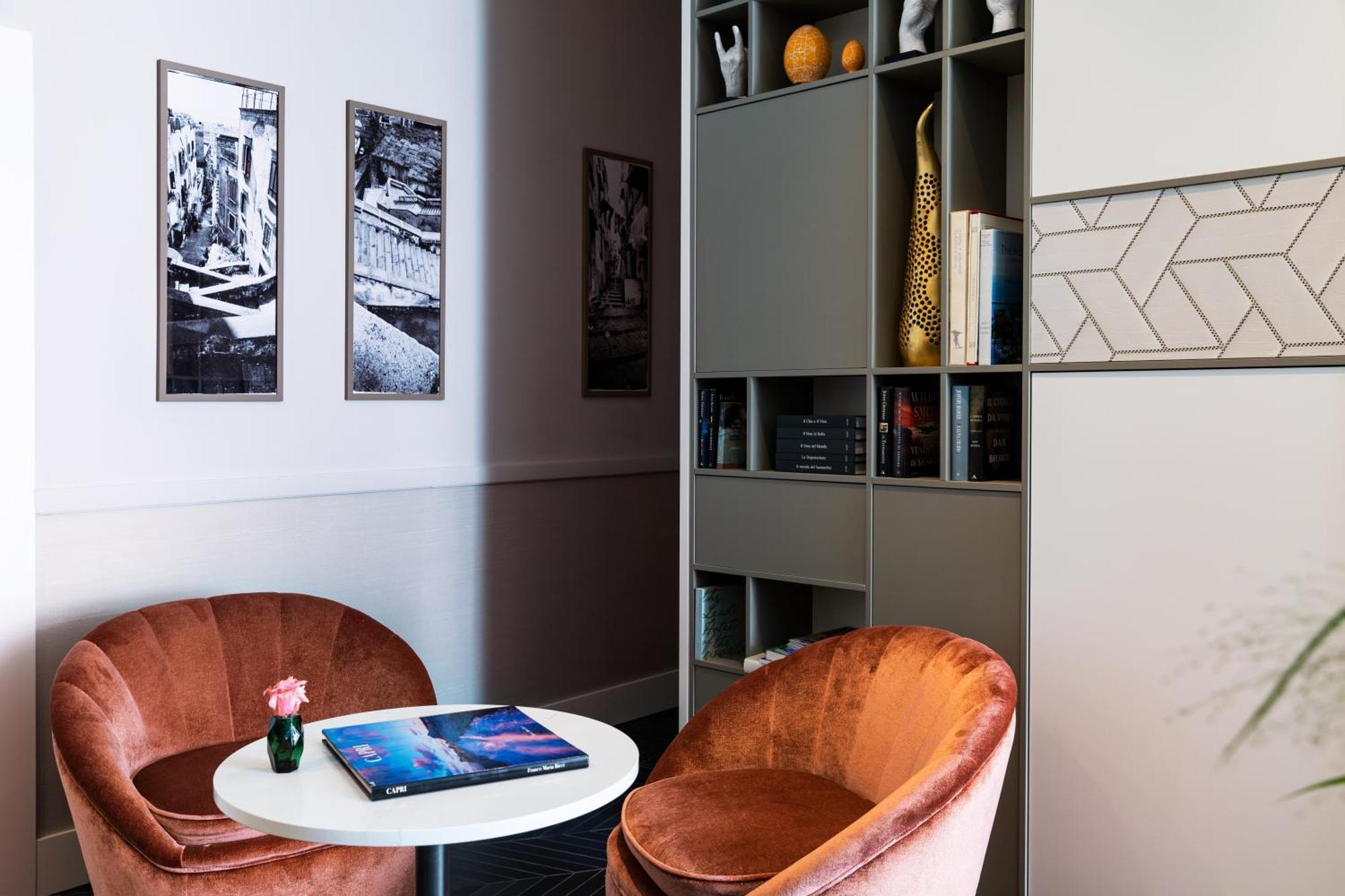 Amadomus Luxury Suites Neapel Exteriör bild